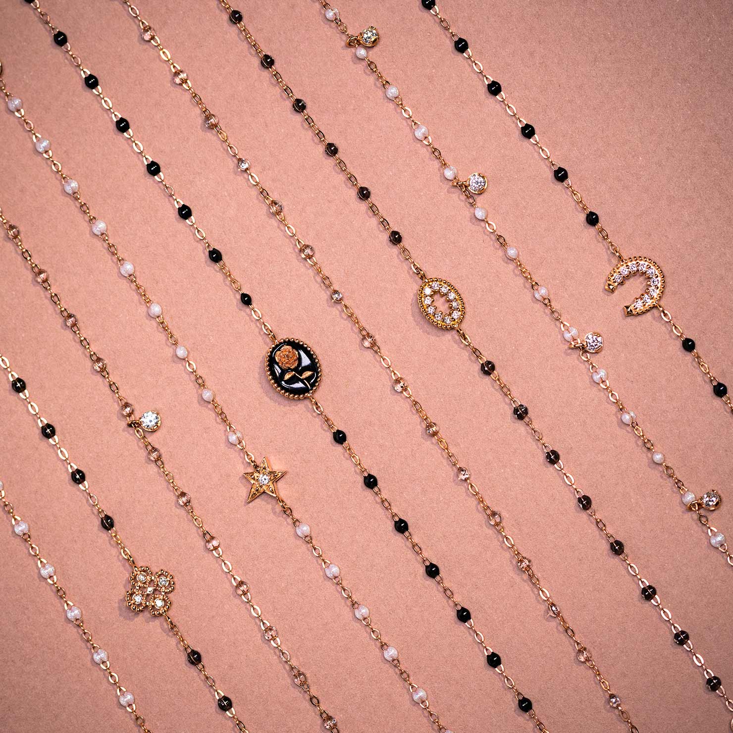 Gigi Clozeau - Bracelet quartz Lucky Trèfle, diamants, or rose, 17 cm